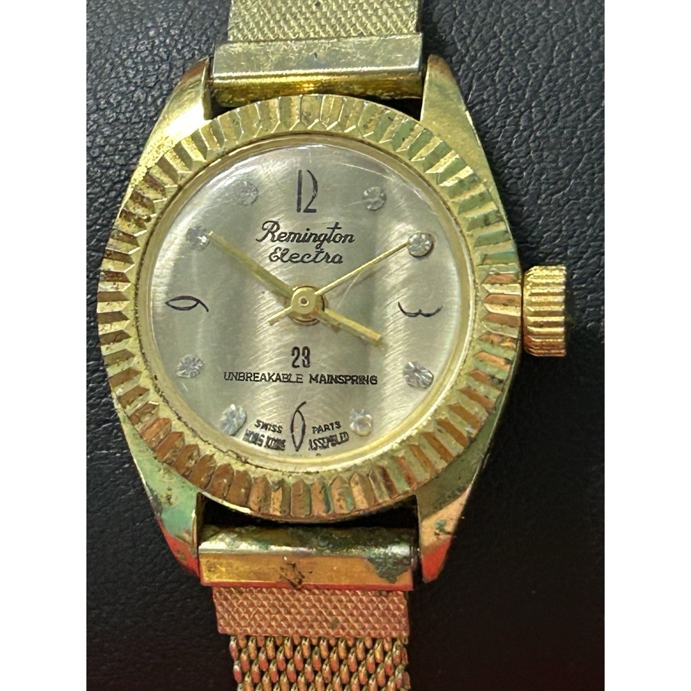 Vintage Remington Electra 23 Ladies Unbreakable Mainspring Watch 8 Diamond Chips